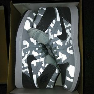 Air Jordan 1 high og camo